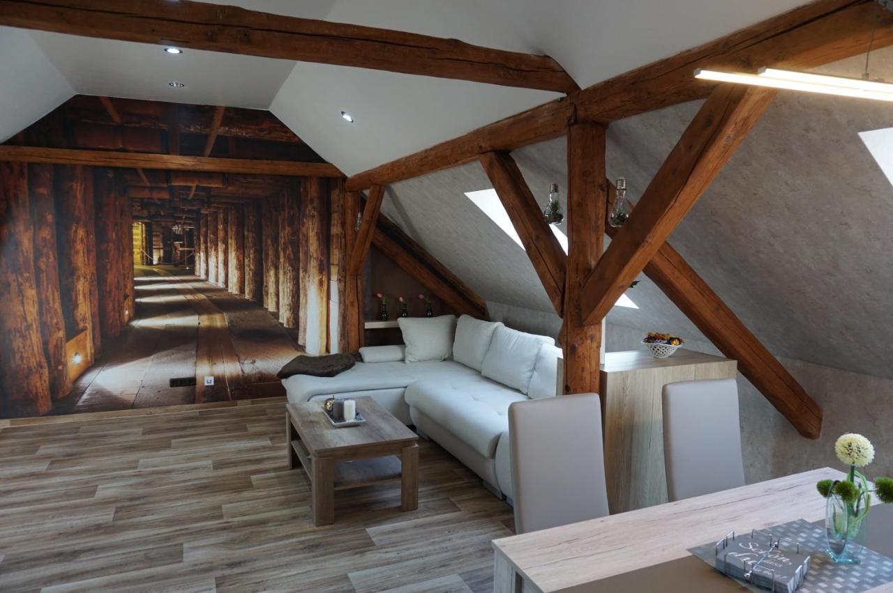 Aussergewoehnliche Dachgeschosswohnung Königslutter am Elm Exterior photo